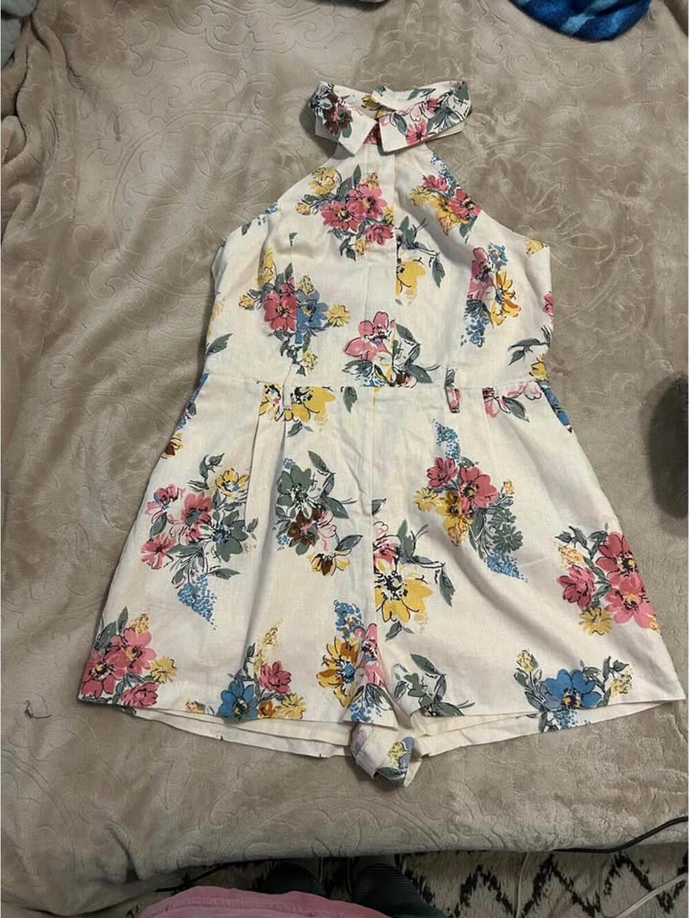 House of Harlow size 10 romper